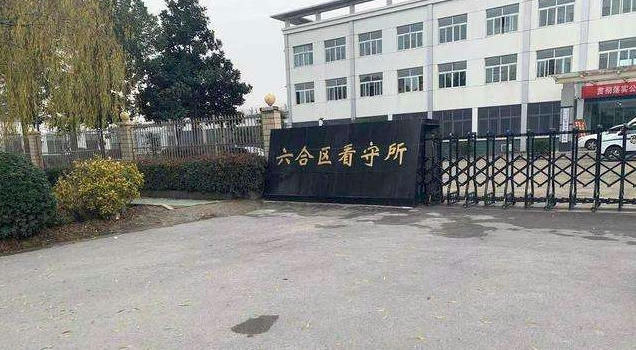 Ͼ